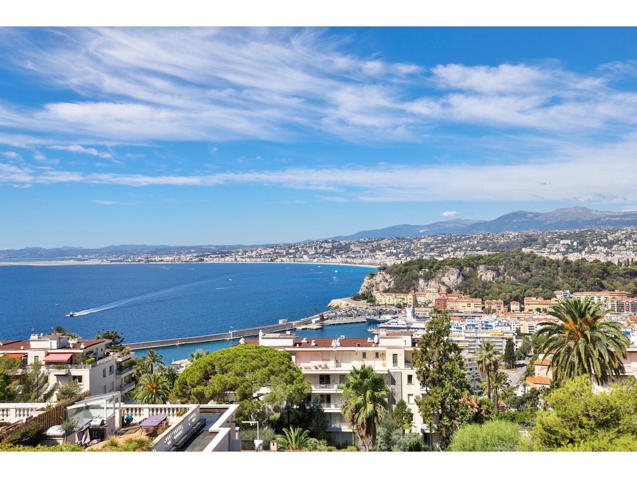 Nice Riviera - Agence Immobiliére Nice Côte d'Azur|MONT BORON - MAGNIFIQUE DUPLEX AVEC VUE PANORAMIQUE