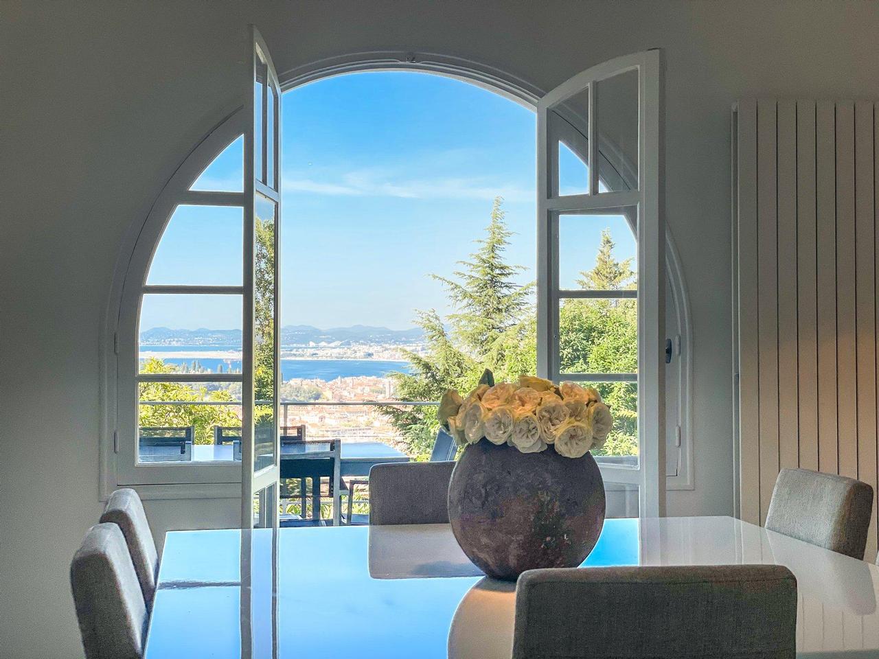 Nice Riviera - Agence Immobiliére Nice Côte d'Azur|NICE MONT BORON - SUPERBE APPARTEMENT AVEC PISCINE PRIVATIVE, GRANDE TERRASSE ET VUE MER