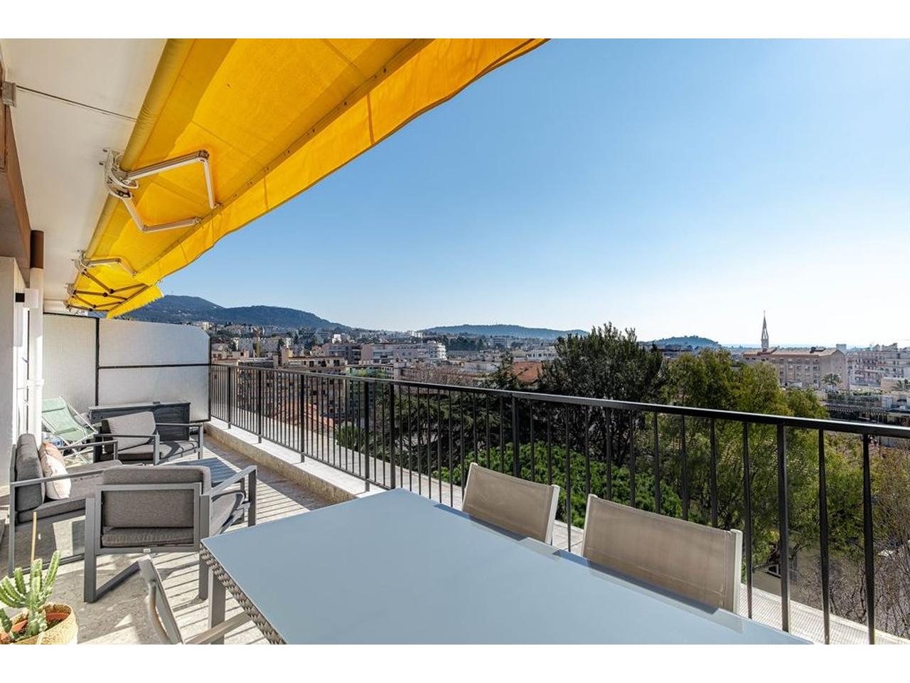 Nice Riviera - Agence Immobiliére Nice Côte d'Azur | Appartement  5 Rooms 100m2  for sale  1 250 000 €