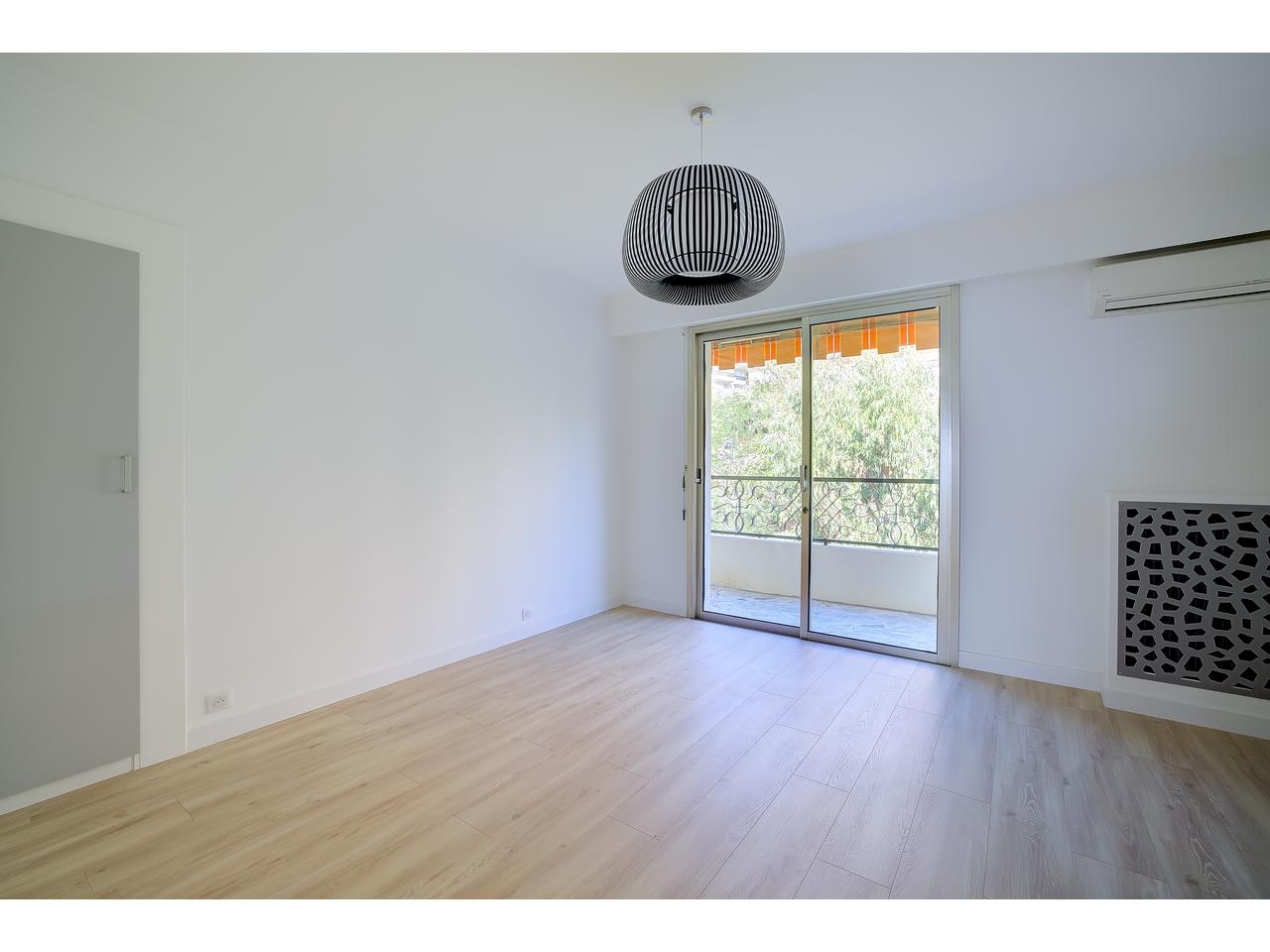 Nice Riviera - Real estate agency Nice Côte d'Azur | Appartement  3 Rooms 113m2  for sale  1 195 000 €