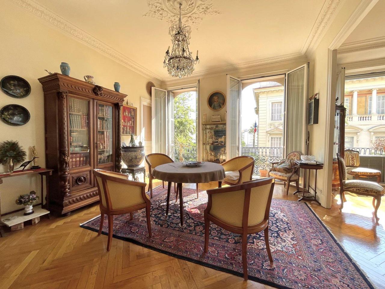 Nice Riviera - Agence Immobiliére Nice Côte d'Azur | Appartement  5 Pièce(s) 154.32 m²  à vendre
