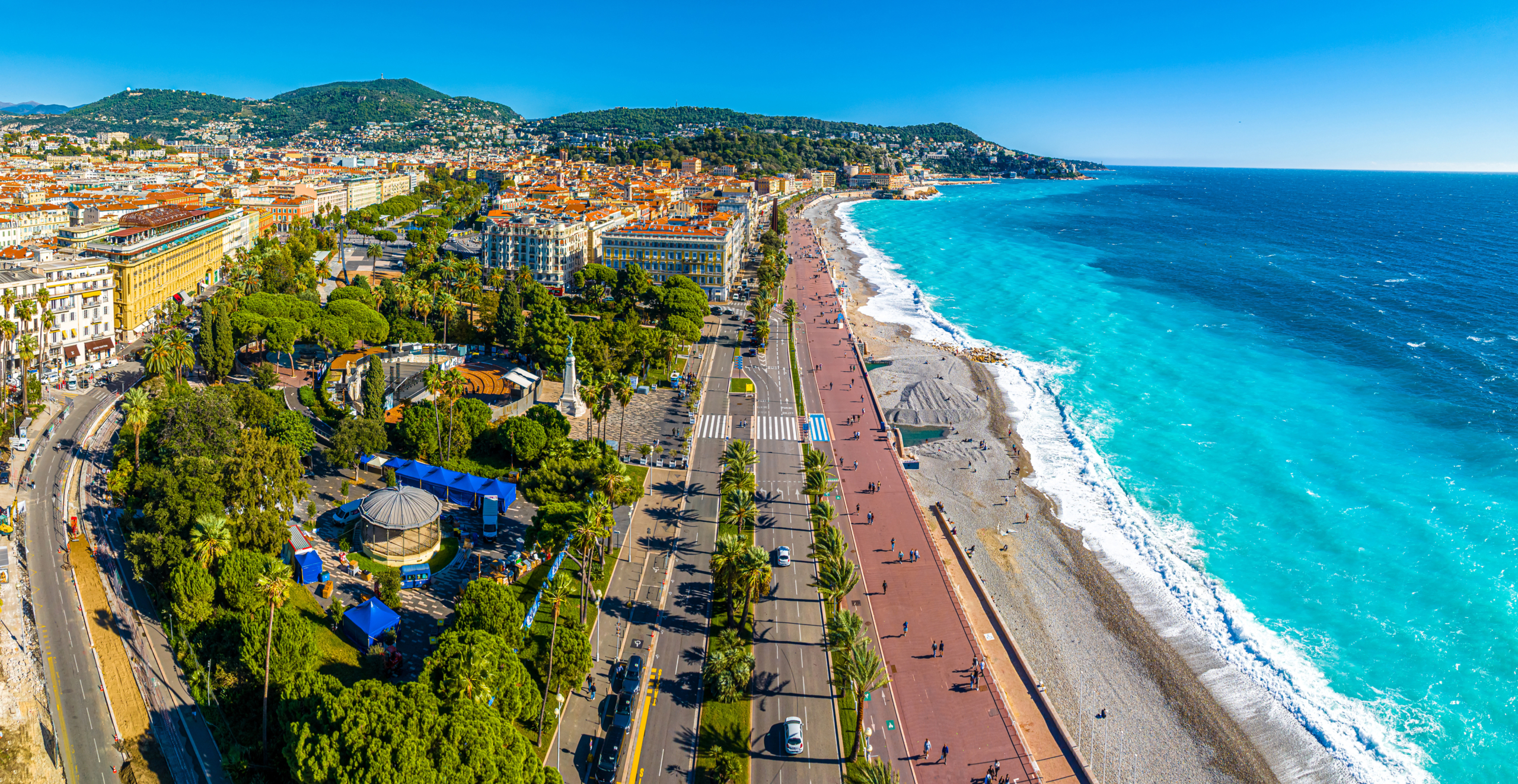 L’immobilier sur la Côte d’Azur : Une Valeur Refuge Face à l’Instabilité Politique