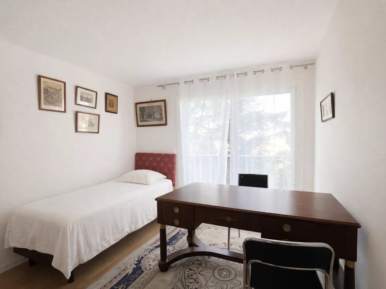 NICE CORNICHE BELLEVUE – DANS UNE RESIDENCE DE STANDING AVEC PISCINE,  GRAND 3 P DE 80M2 AVEC VUE PANORAMIQUE