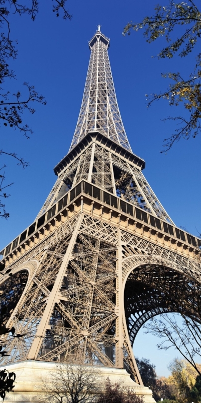 the Eiffel tower in Paris in autumn